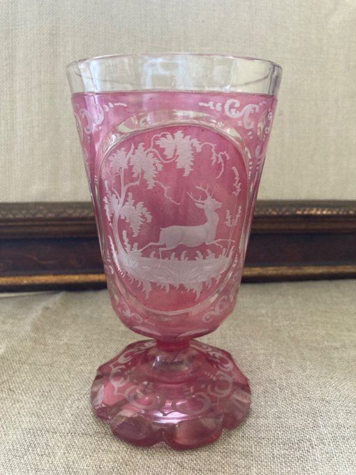 Vase gobelet cristal de Bohème rose