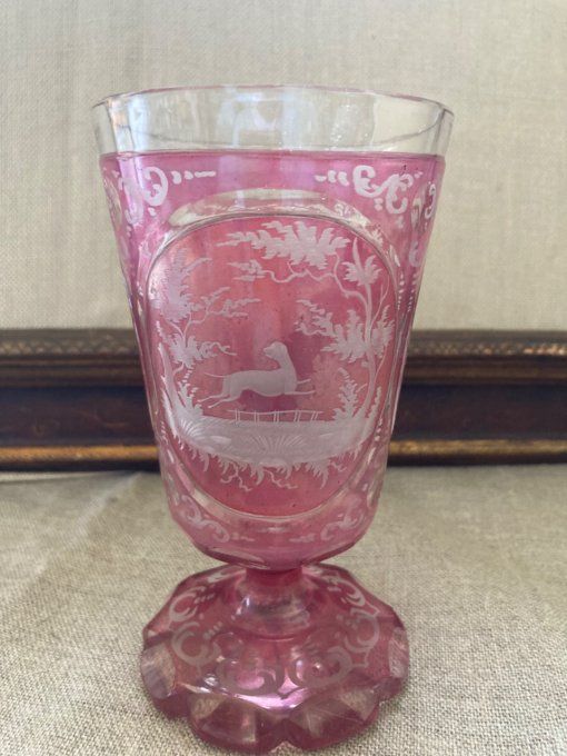 Vase gobelet cristal de Bohème rose