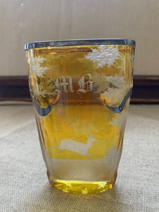 Vase à panse meplate cristal de Bohème jaune