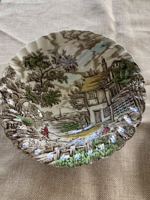  Lot Assiettes scène de chasse et saladier. The Hunter by Myott 