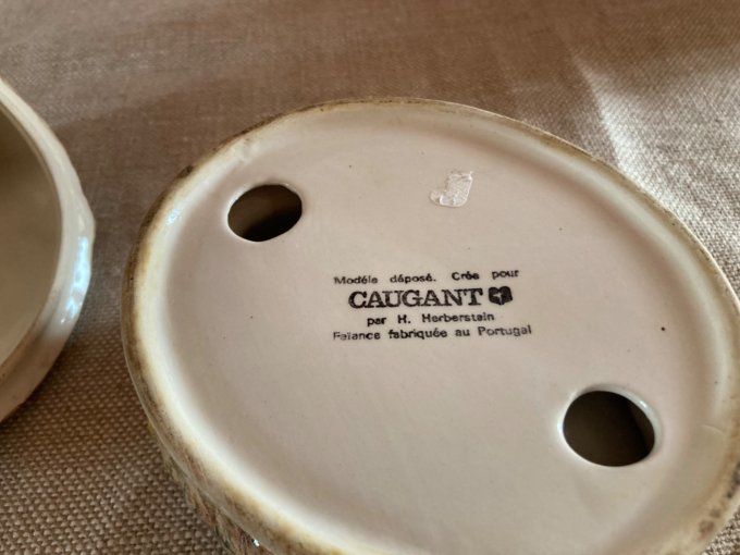 Terrine  représentant une Poule manufacture Caugant