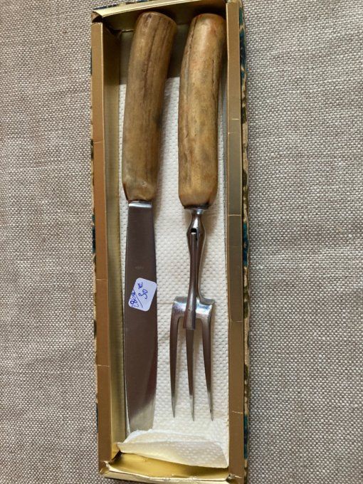 Paire de couverts de découpe pour le gigot, manches en cornes de chevreuils