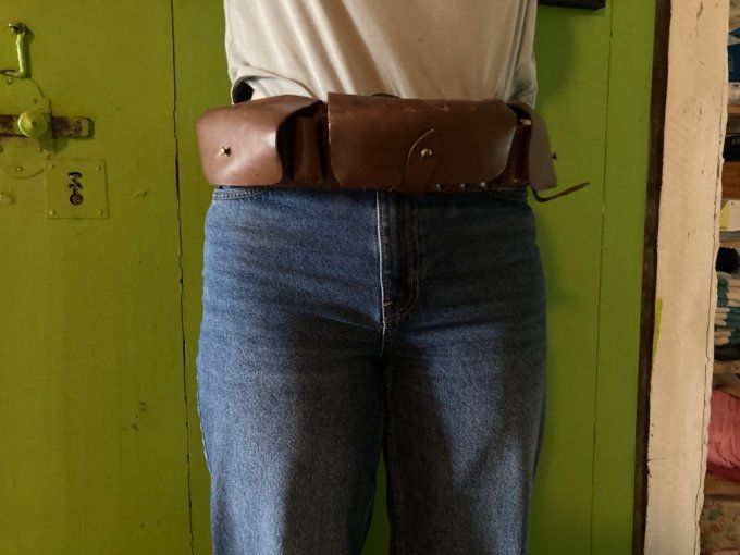 Cartouchière en cuir marron