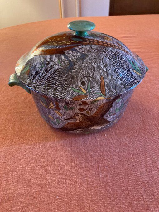 Gien modèle Rambouillet, le légumier à décor de Bécasse et faisan 