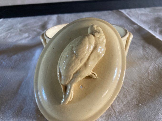Terrine Sarreguemines Terre à feu. Couvercle avec oiseau.
