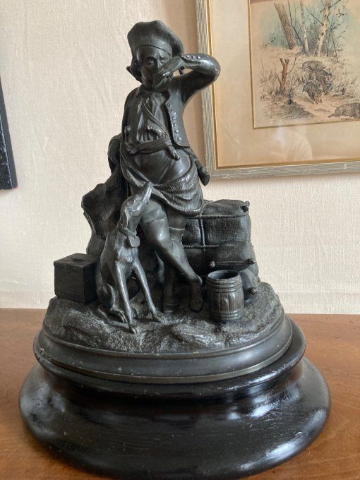 Régule : Chasseur et son chien