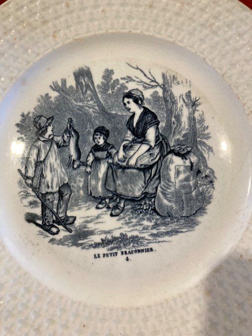 Assiette le petit braconnier n°4