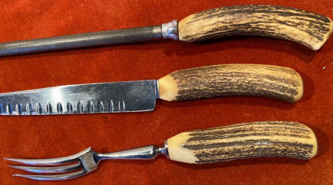 Service à découper manche en bois de cerf