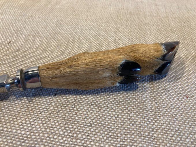 Pelle à tarte, manche pied de chevreuil.