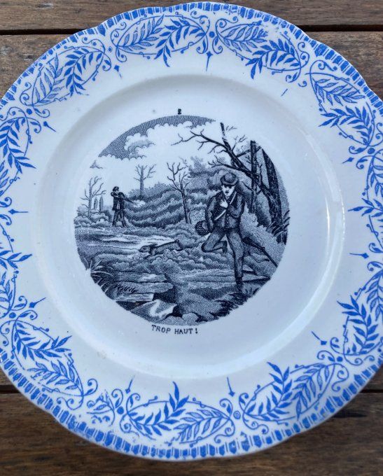 2 assiettes humoristiques  faïence St Amand