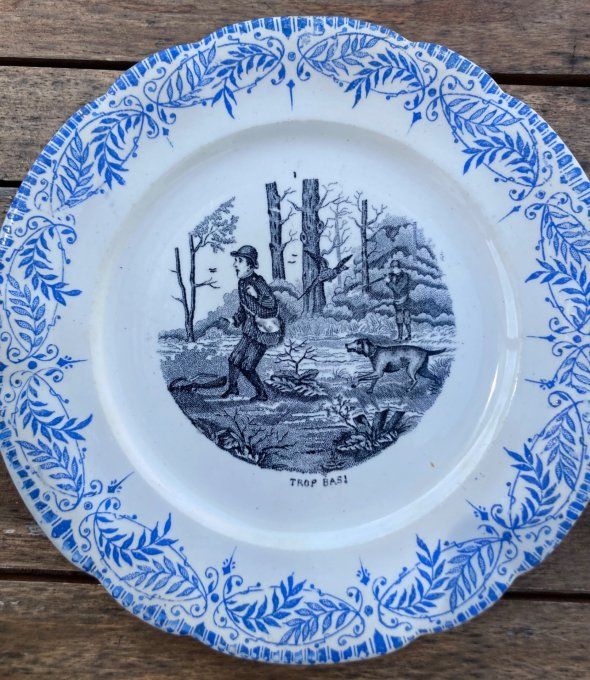 2 assiettes humoristiques  faïence St Amand