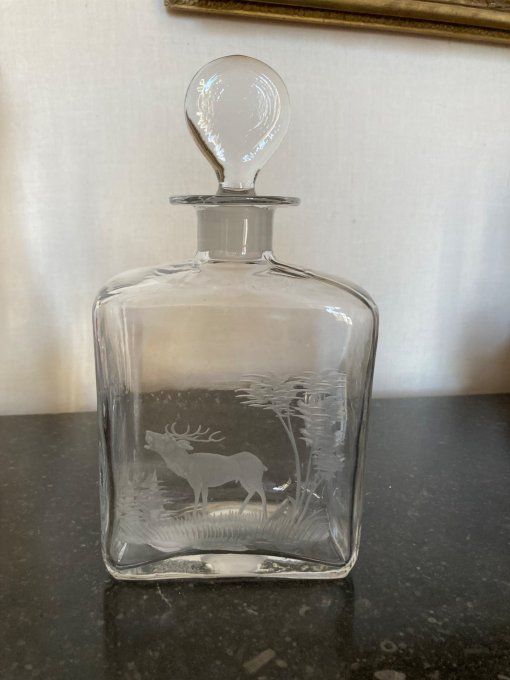 Carafe à whisky à décor de cerf