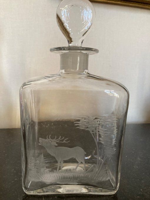 Carafe à whisky à décor de cerf