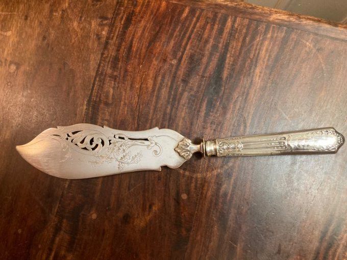 Pelle à poisson argent massif