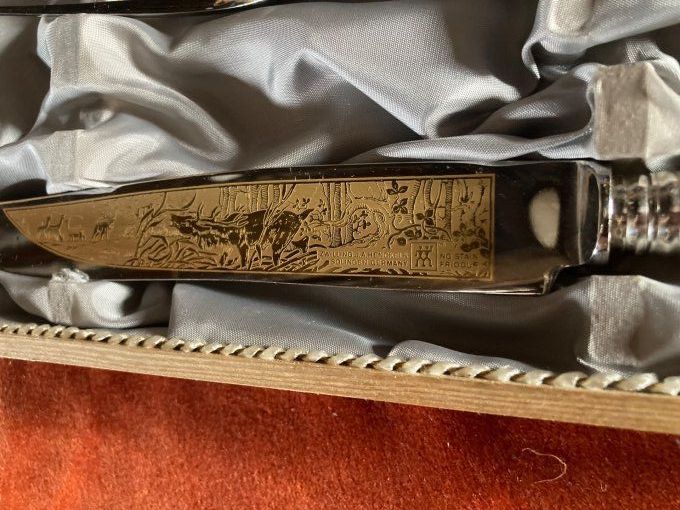 Couvert à découper manche corne Zwilling JA Henckels